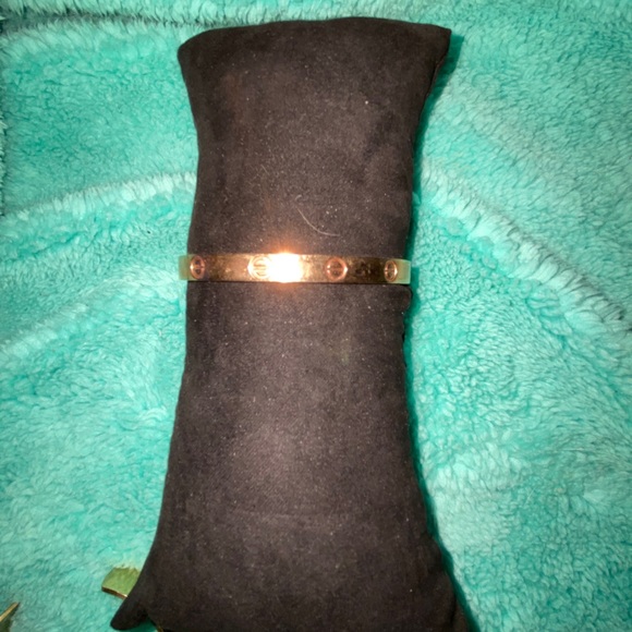 Rustic cuff bracelets - Picture 2 of 3